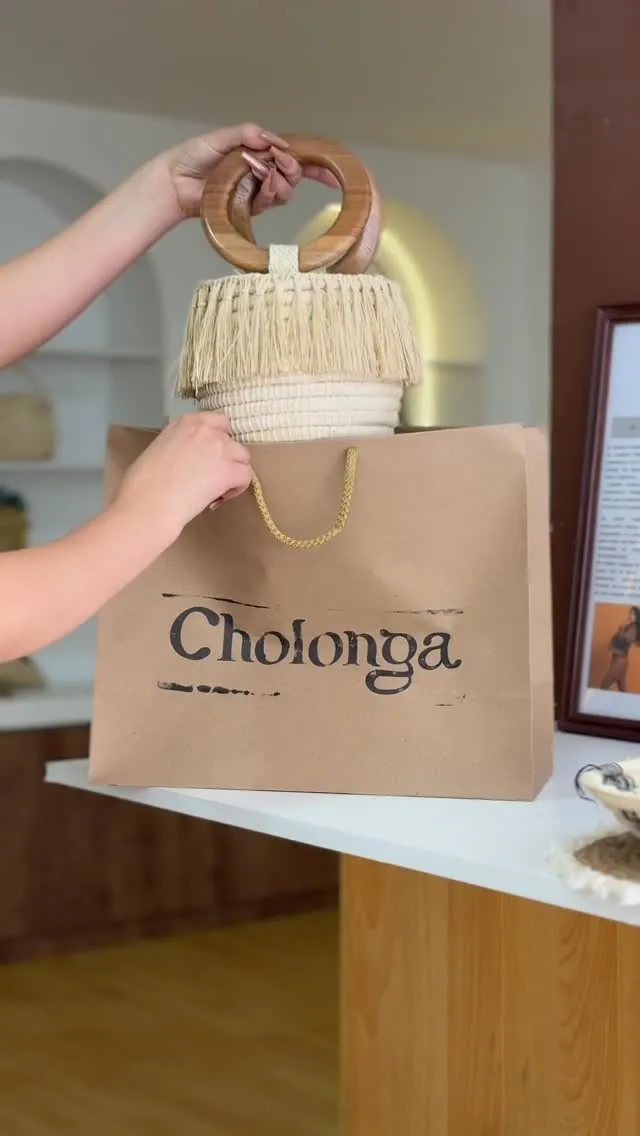 Un pedido empacado con la bolsa Cholonga